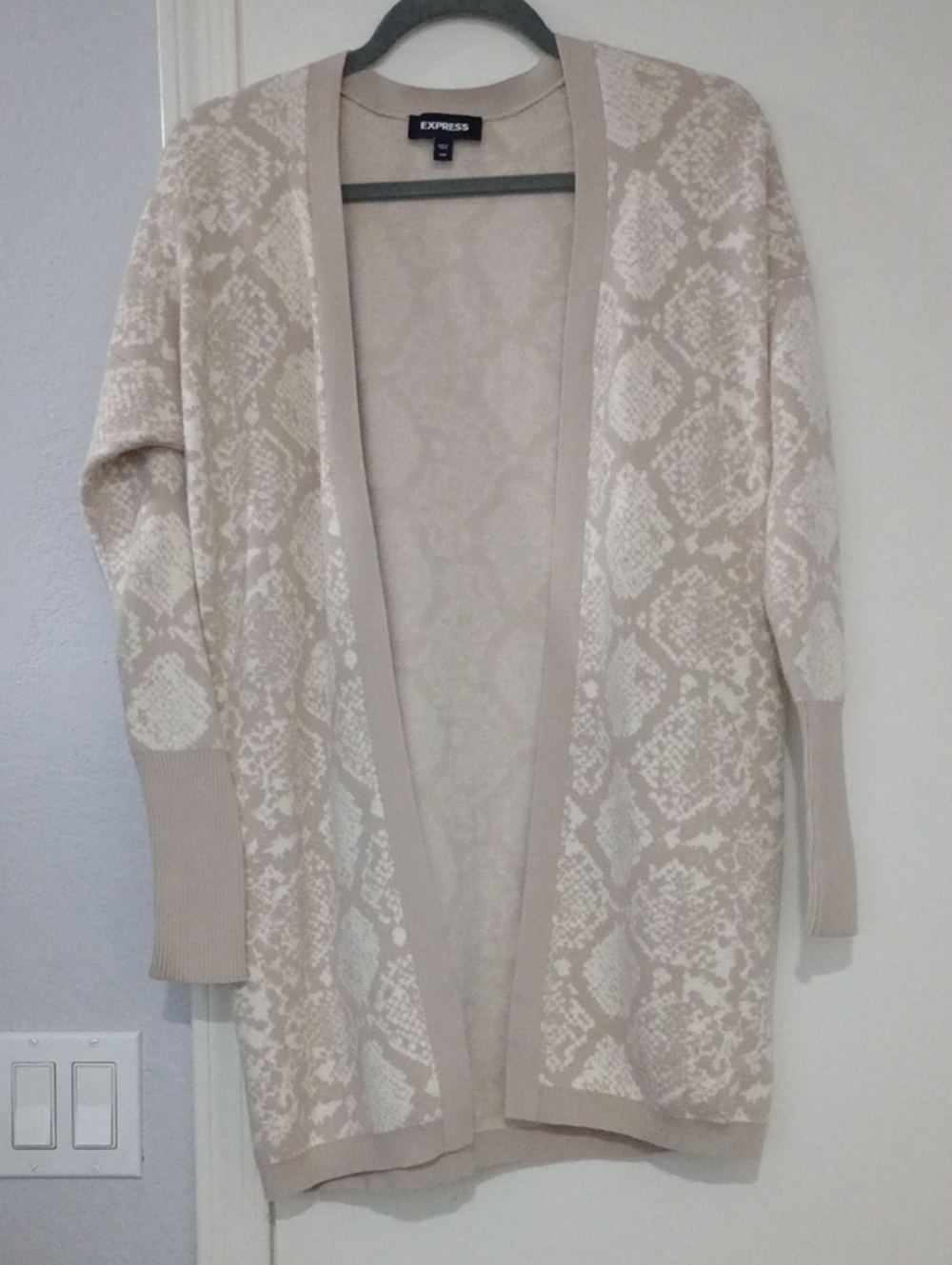 Express Open-Front Snake-Print Cardigan in Beige and Cream Size XXS